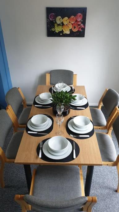 Casa vacanze Perry House! Sleeps 7,ideal For Contractors & Business Stays, Large Driveway With & Car Parking